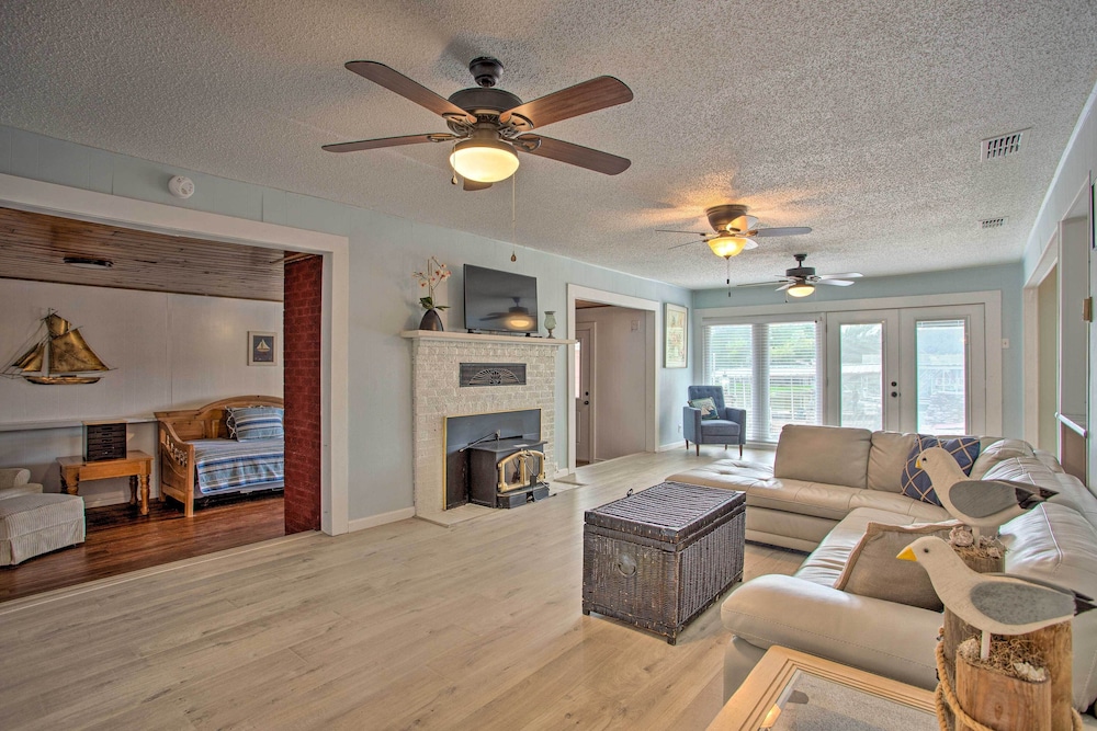 House (4 Bedrooms) photo 1