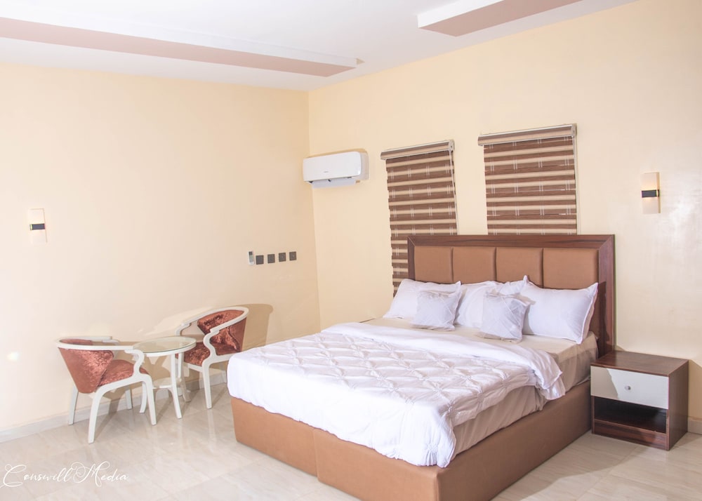Executive Suite photo 1