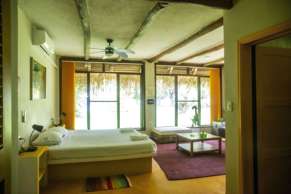 Deluxe Room, Garden View photo 3