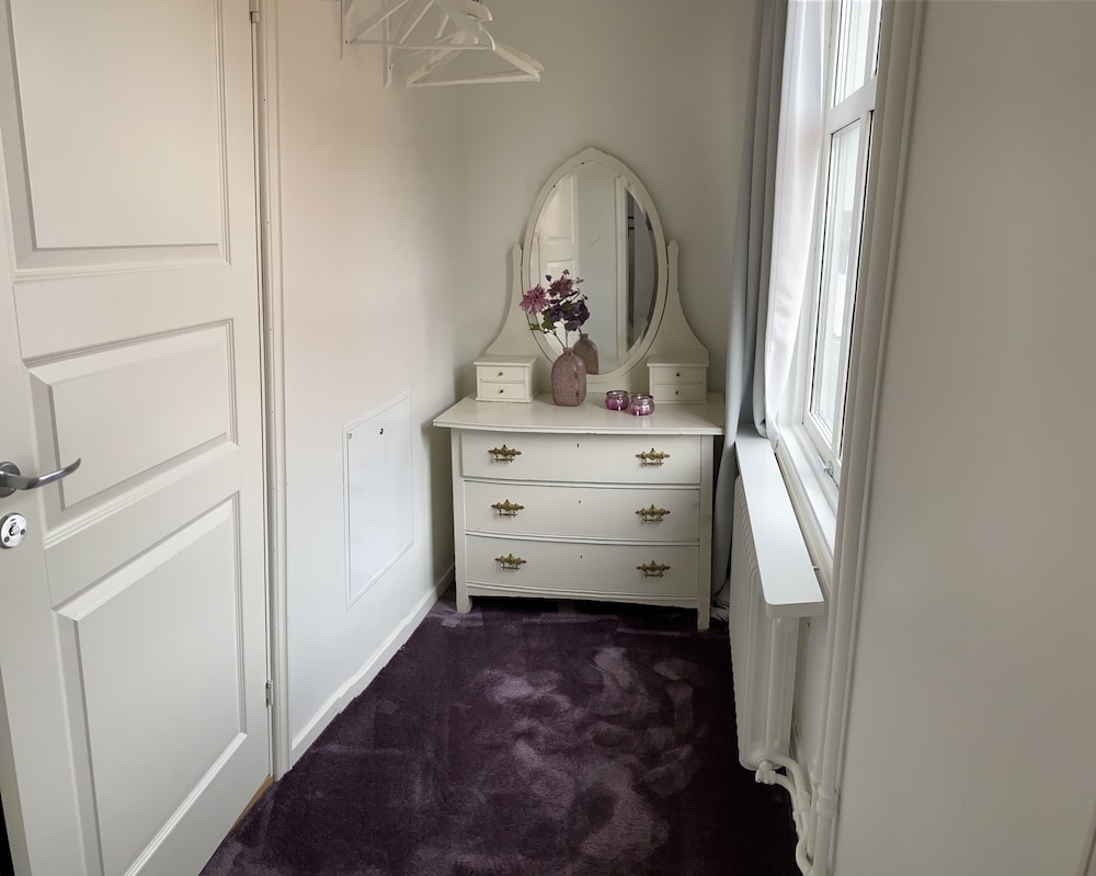 Double Room, 1 Queen Bed, Private Bathroom, Sea View (3) photo 3