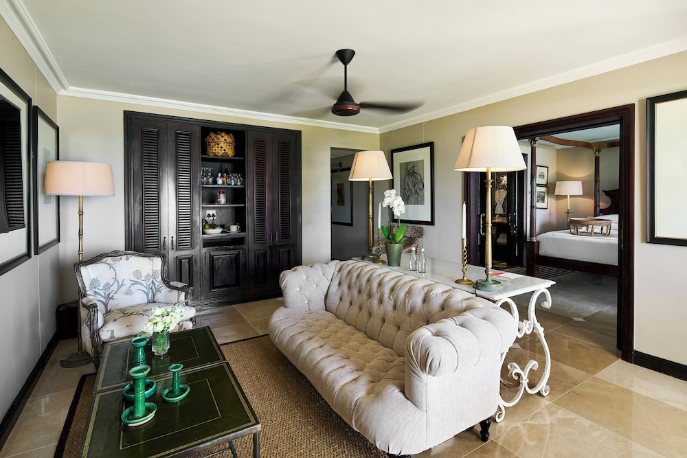 Luxury Sea Facing Suite - Photo 2