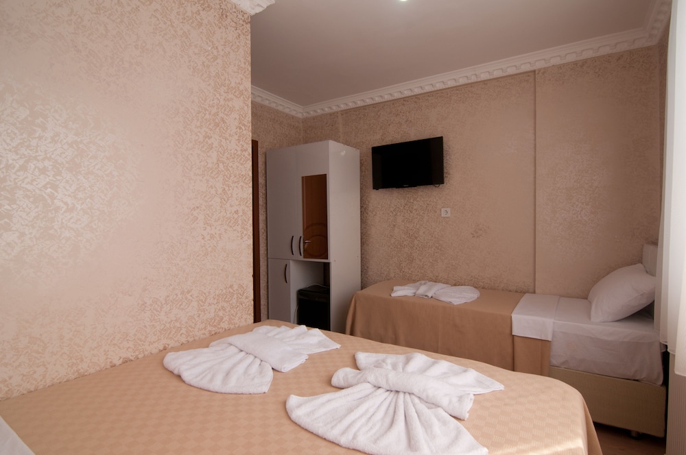 Triple Room photo 2