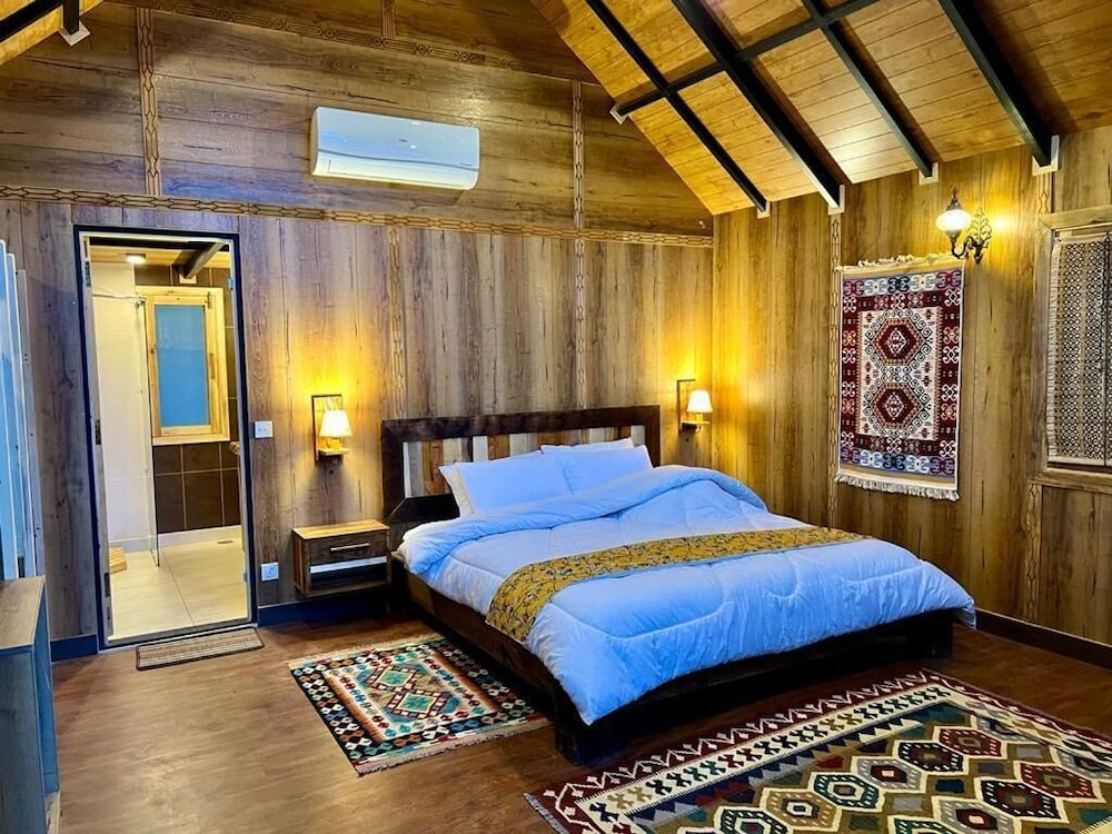 Deluxe Double Room photo 3