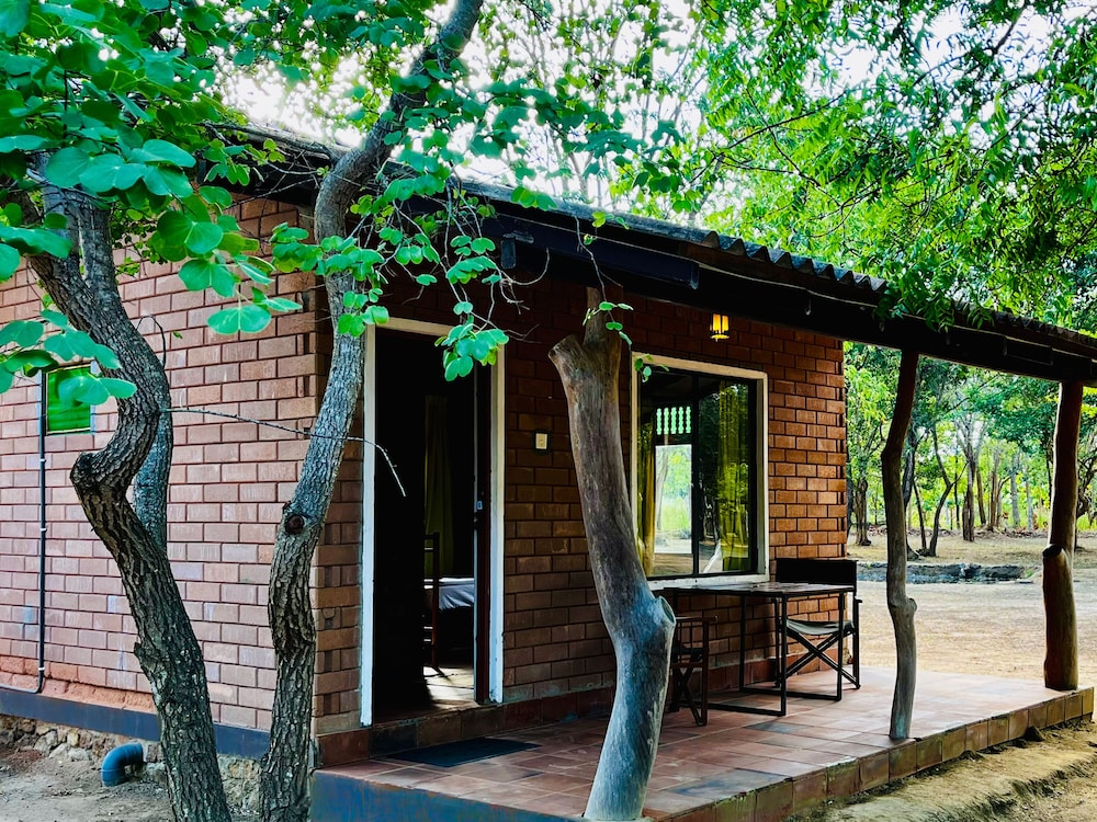 Independent Cottage Den photo 1