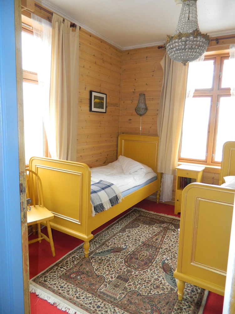 Double Room (2 single beds) photo 1