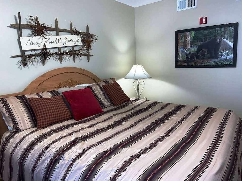 Condo, Multiple Beds (Whispering Pines 111)