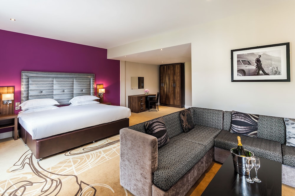 SENIOR SUITE - Photo 1