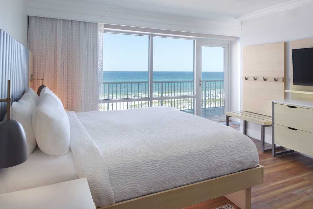 Suite, 2 Bedrooms, Balcony