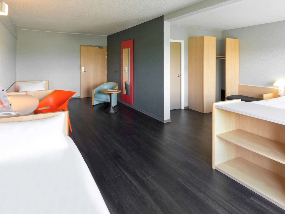 Standard Room, 1 Double Bed - Photo 6