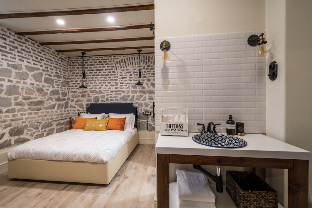 Double Room (1) (Basement) photo 2