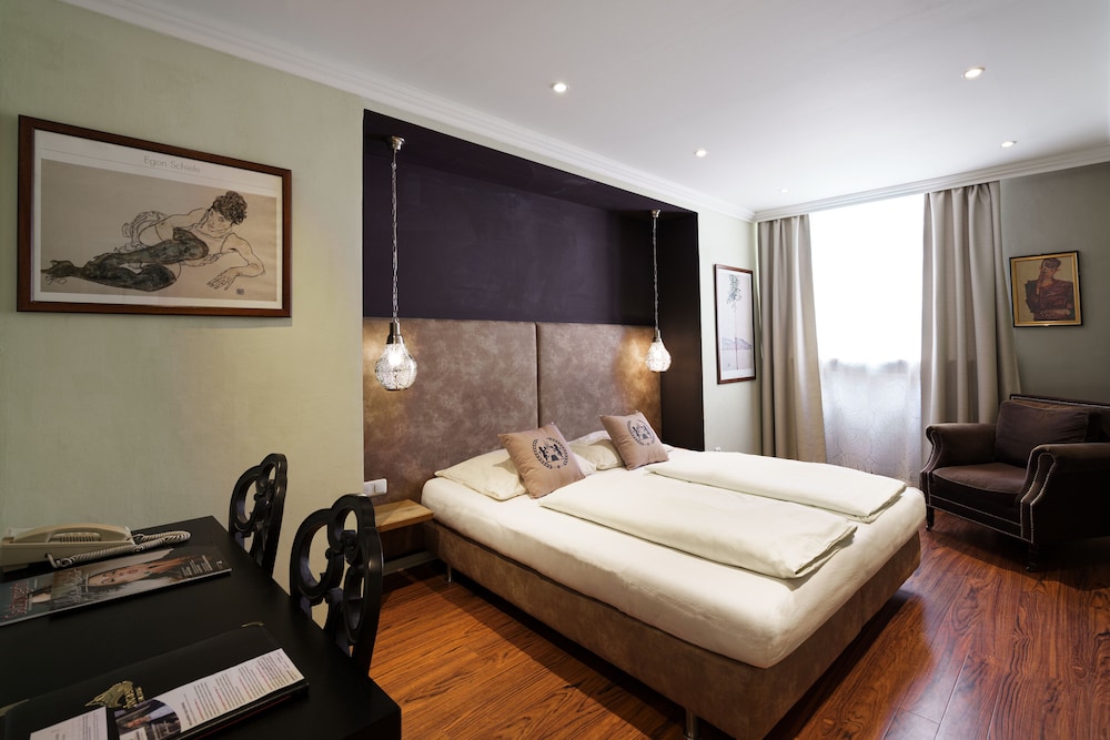 Superior Double Room - Photo 8