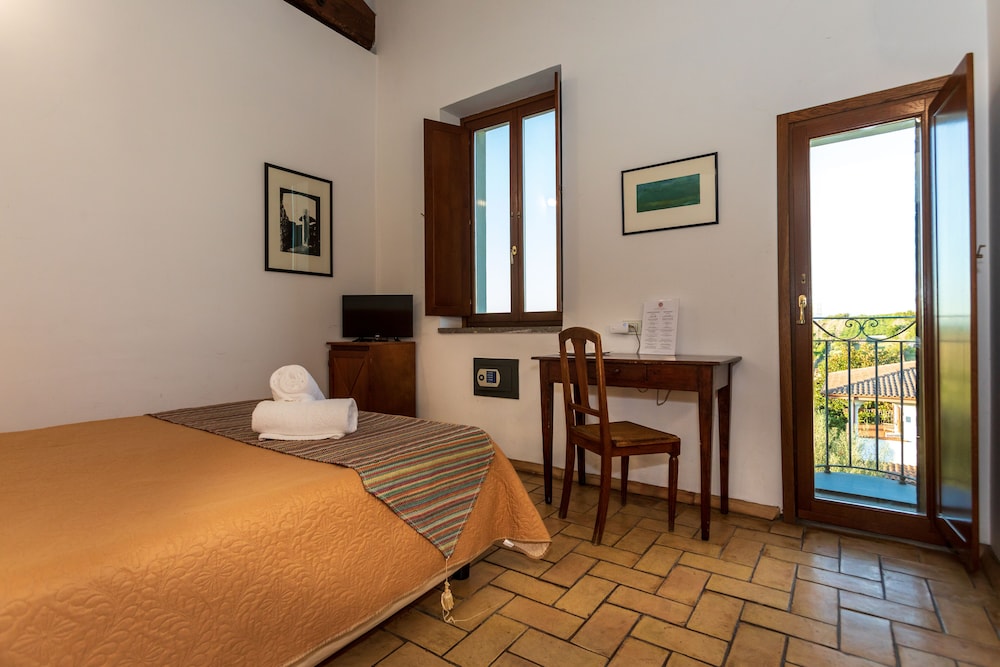 Standard Double Room, 1 Double Bed photo 1