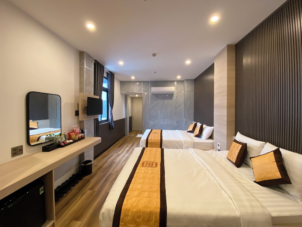 Basic Quadruple Room photo 3