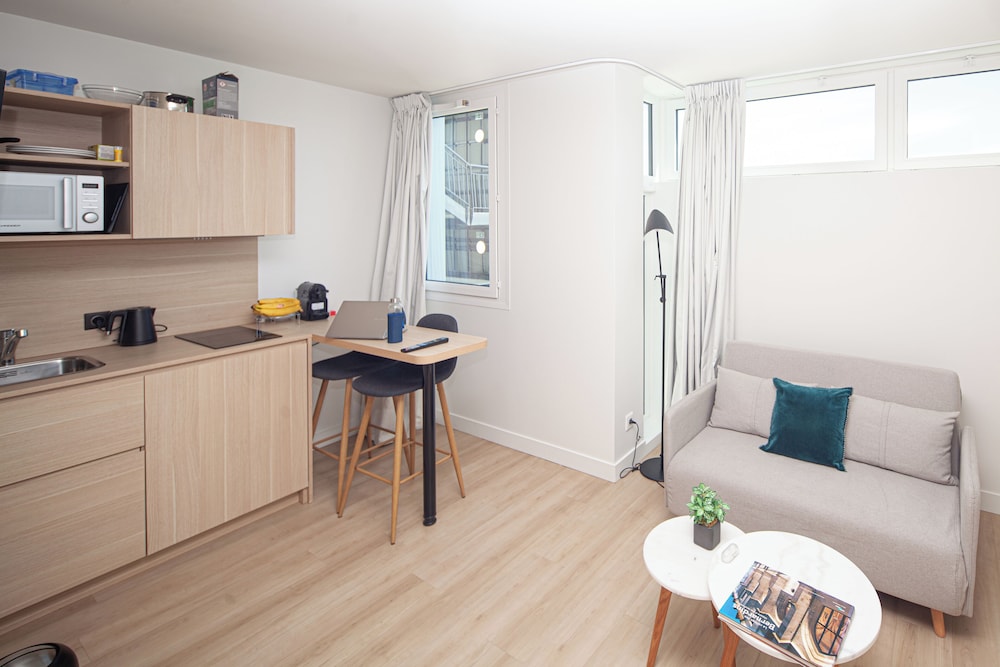Garden corner suite