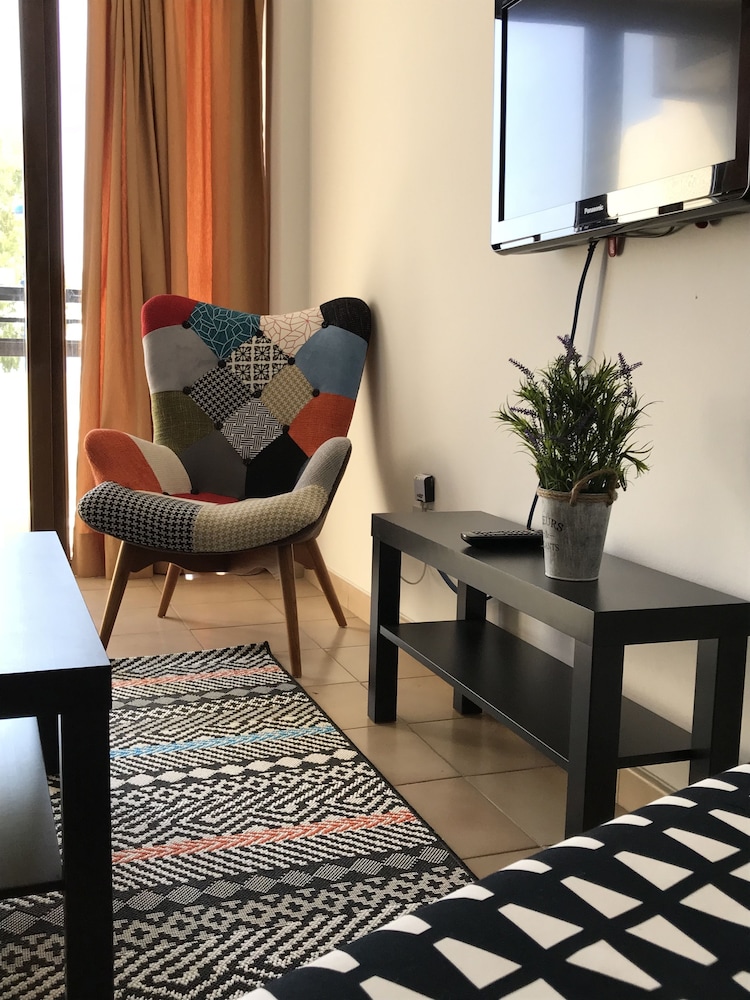 Standard Apartment, 1 Bedroom, Sea View (Single Beds) - Photo 1