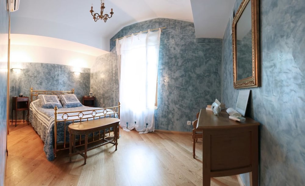 Double Room (Ulysse)