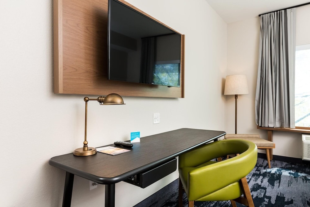 Suite, 1 Bedroom, Lake View
