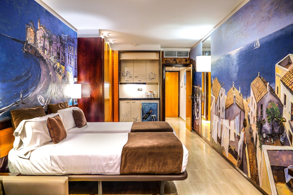 Design Superior Double or Twin Room, Balcony