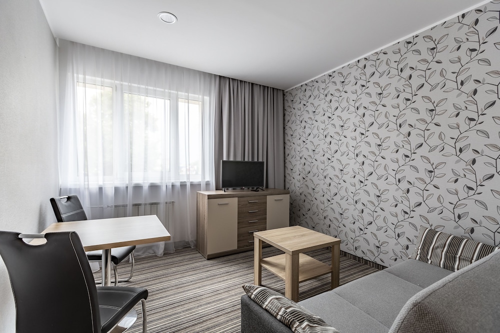 Deluxe Studio Suite photo 3