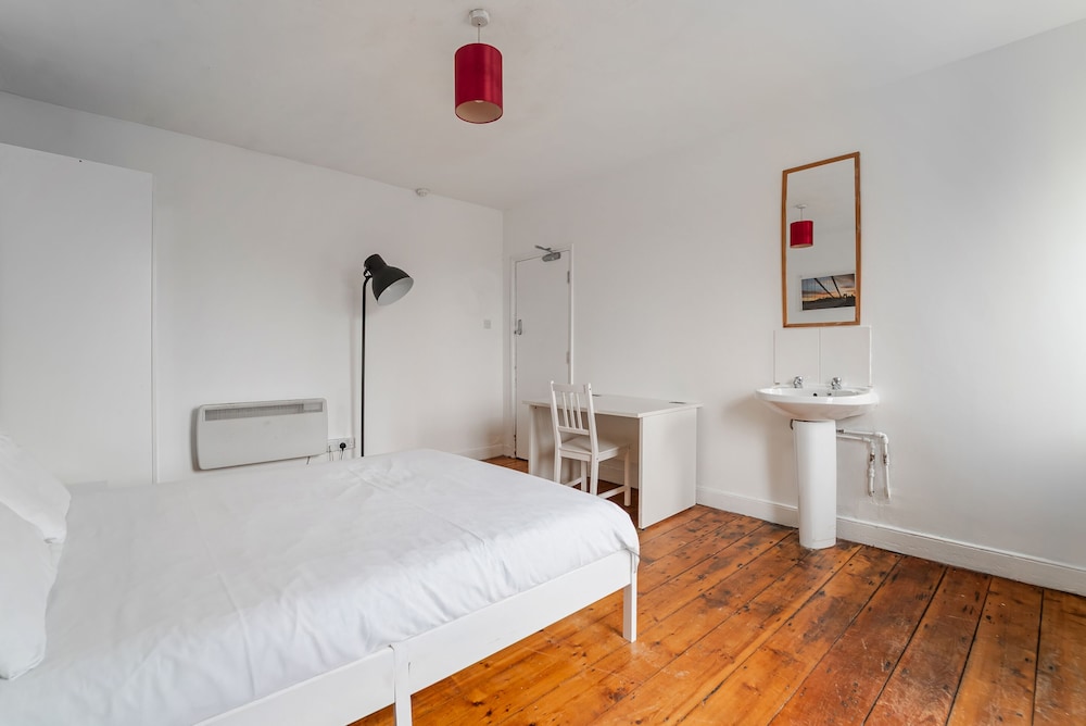 Superior Double Room, Shared Bathroom