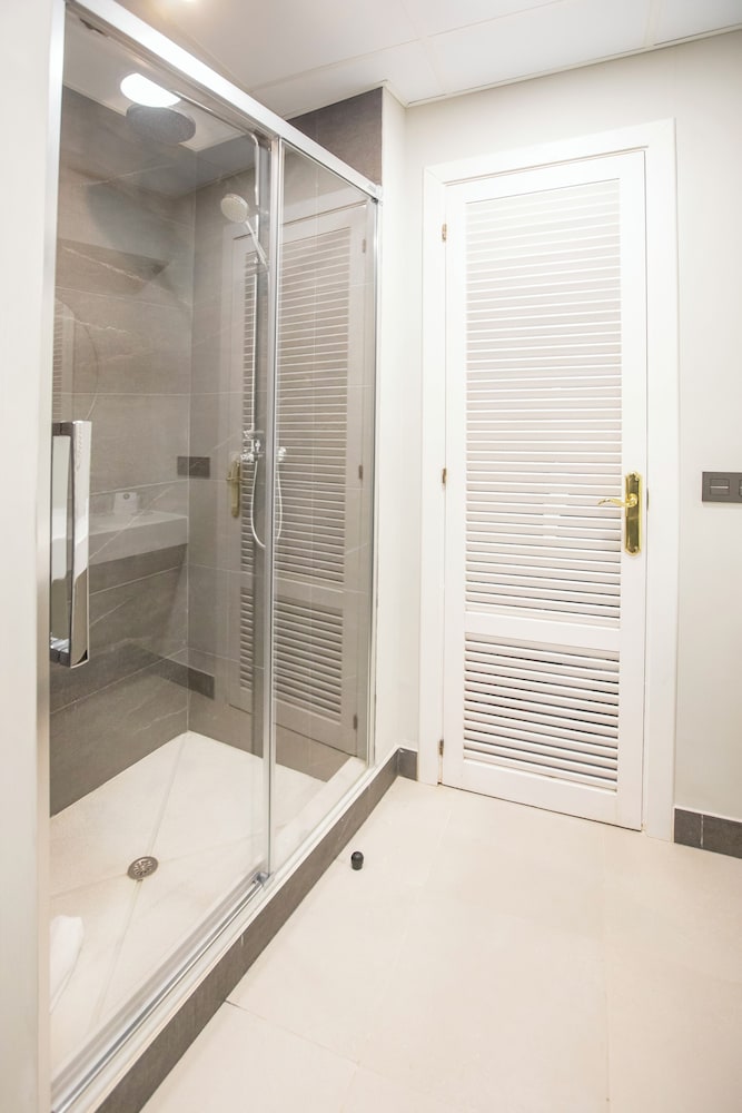 Junior Suite - Photo 8