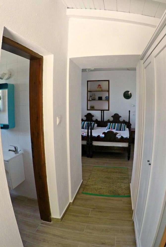 Superior Double or Twin Room, Sea View photo 2