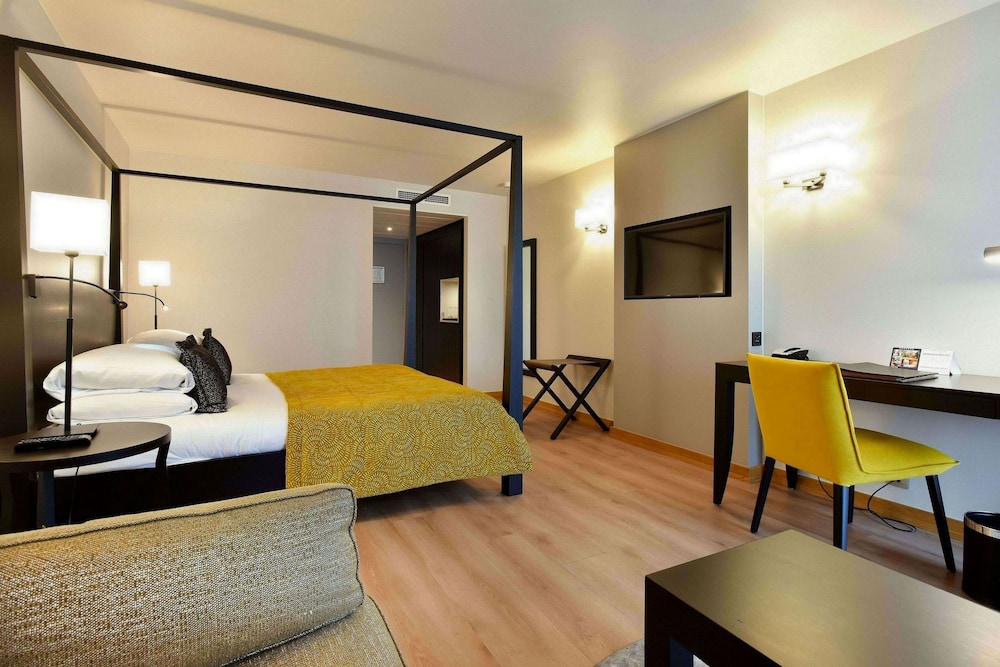 Executive Double Room, Lake View, Lakeside photo 3