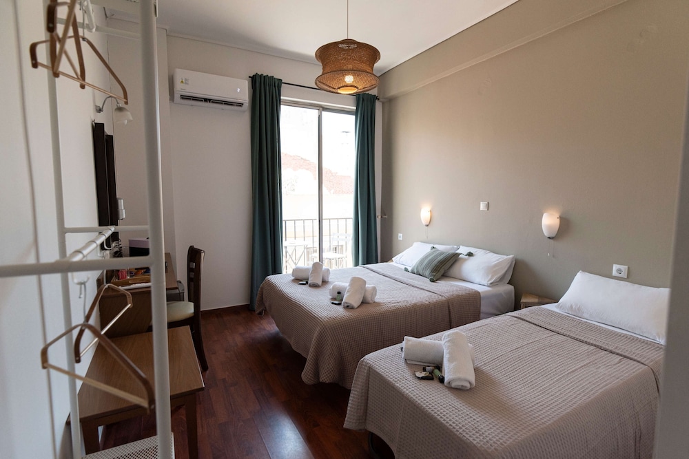Classic Triple Room, 1 Bedroom, Balcony, City View
