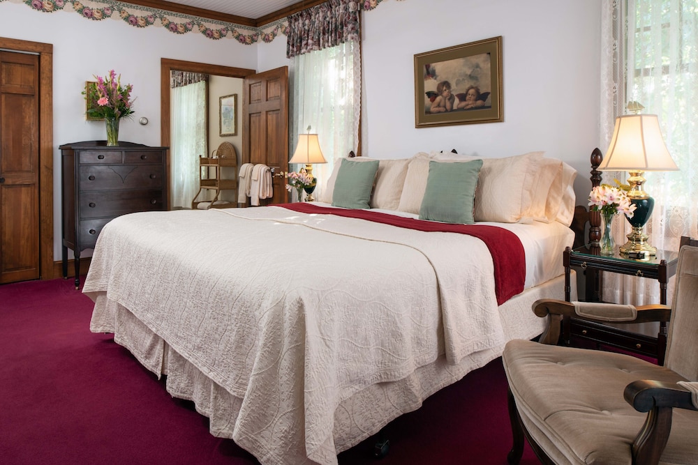 Deluxe Room, Accessible
