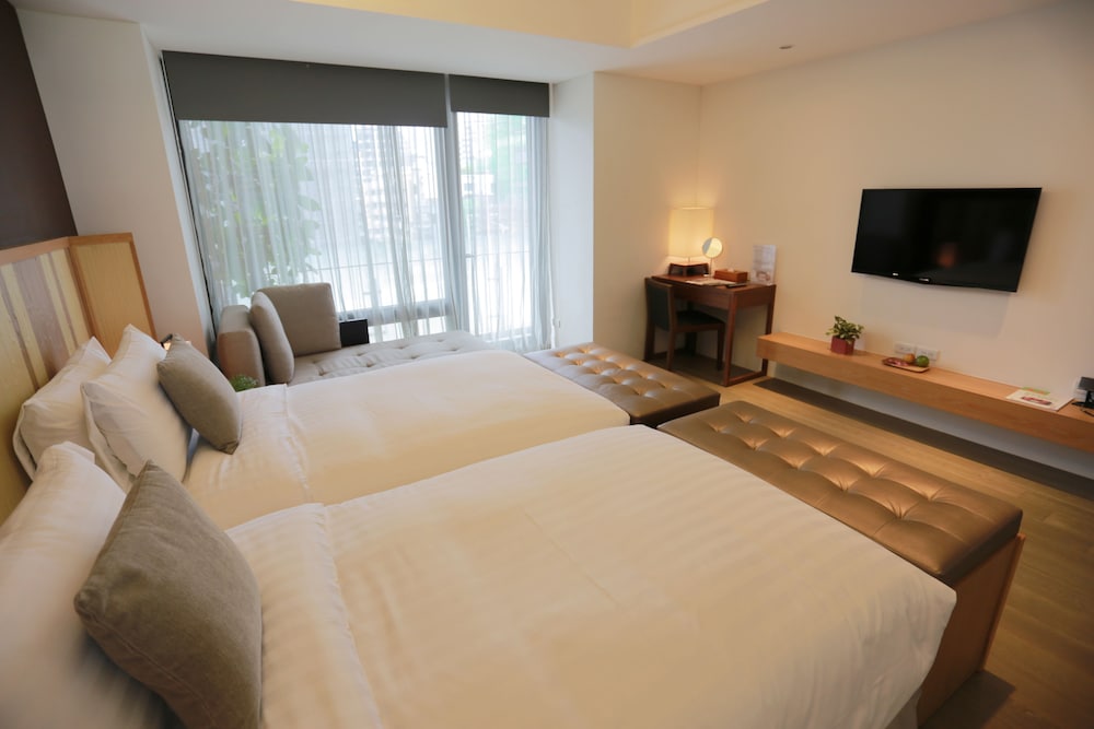 Windso Plain Side Room photo 3