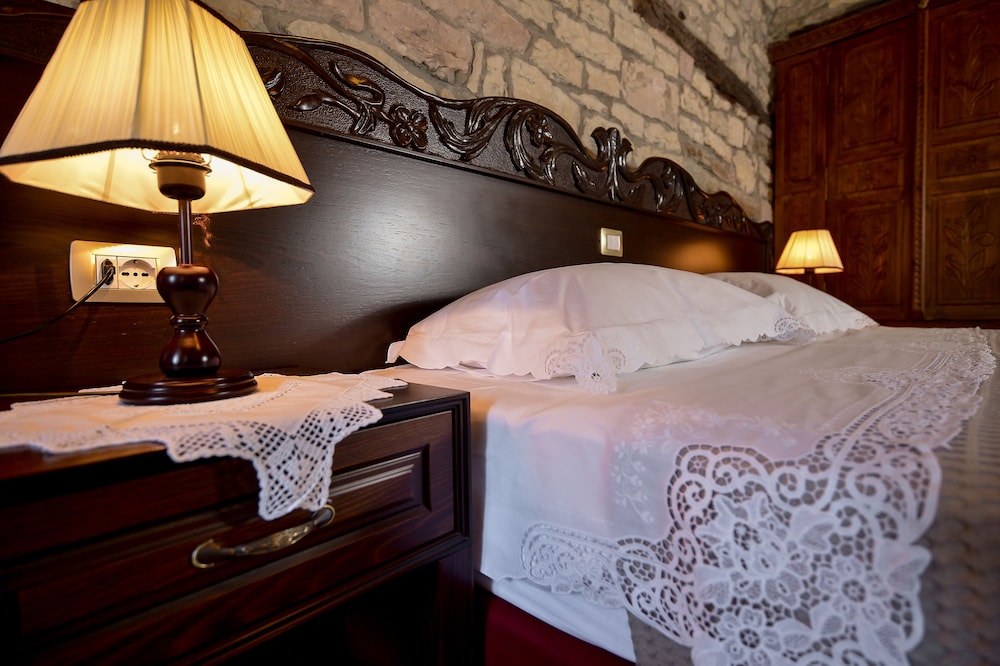 Superior Double or Twin Room photo 3