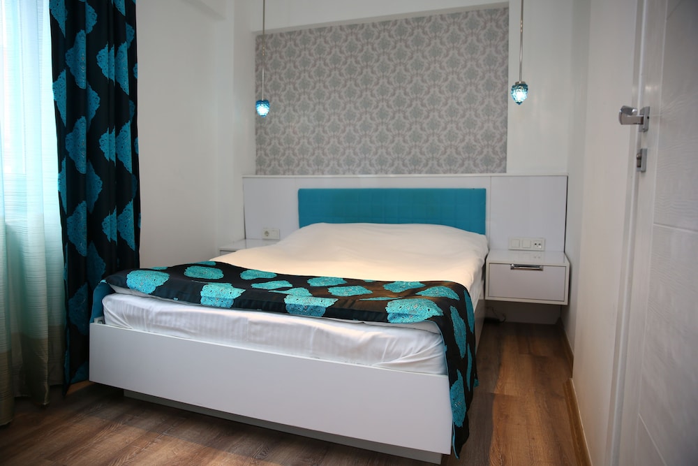 Twin Room, 2 Twin Beds photo 2