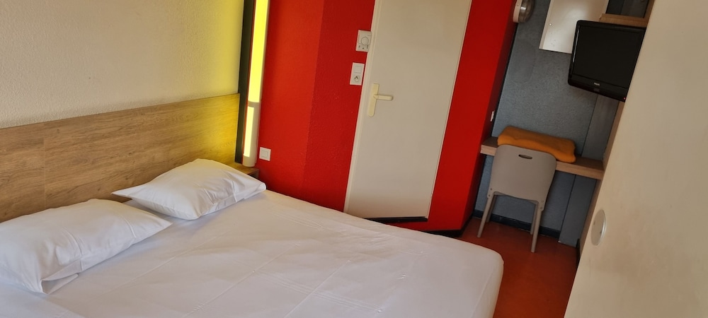 Standard Room, 1 Double Bed - Photo 6