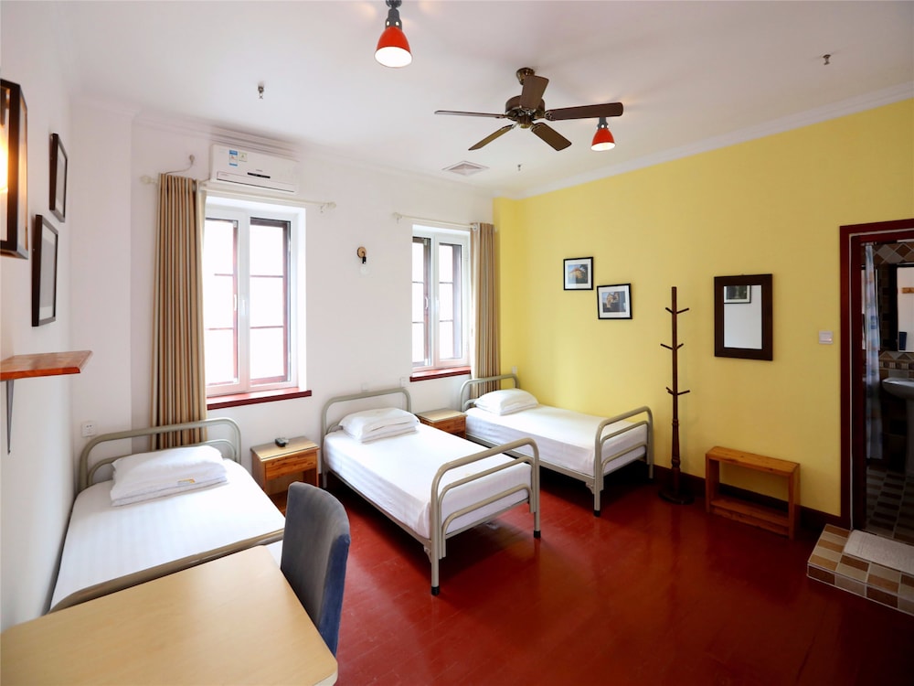 Standard Triple Room photo 3