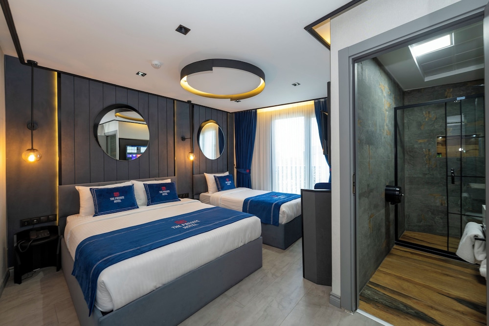 Deluxe Triple Room - Photo 7