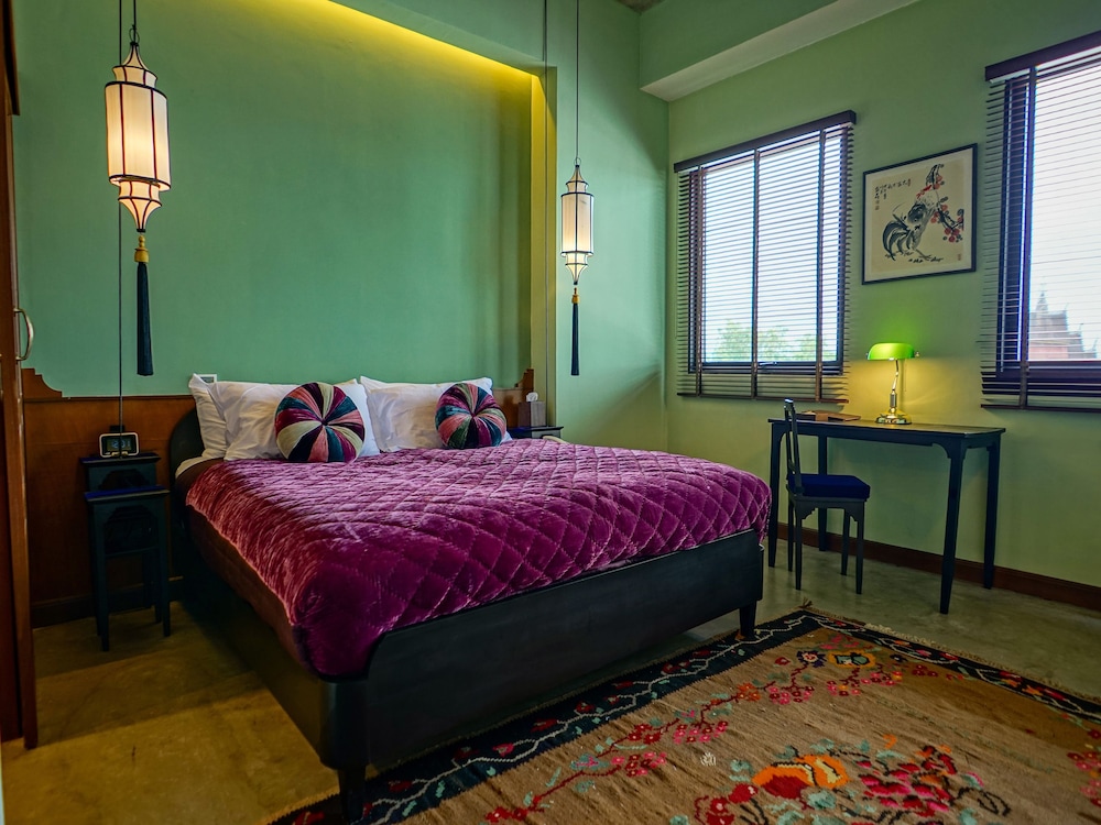 Classic Double Room, City View photo 1