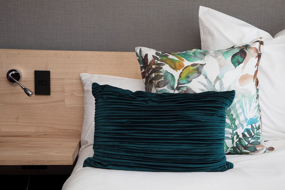 Standard Twin Room - Photo 4