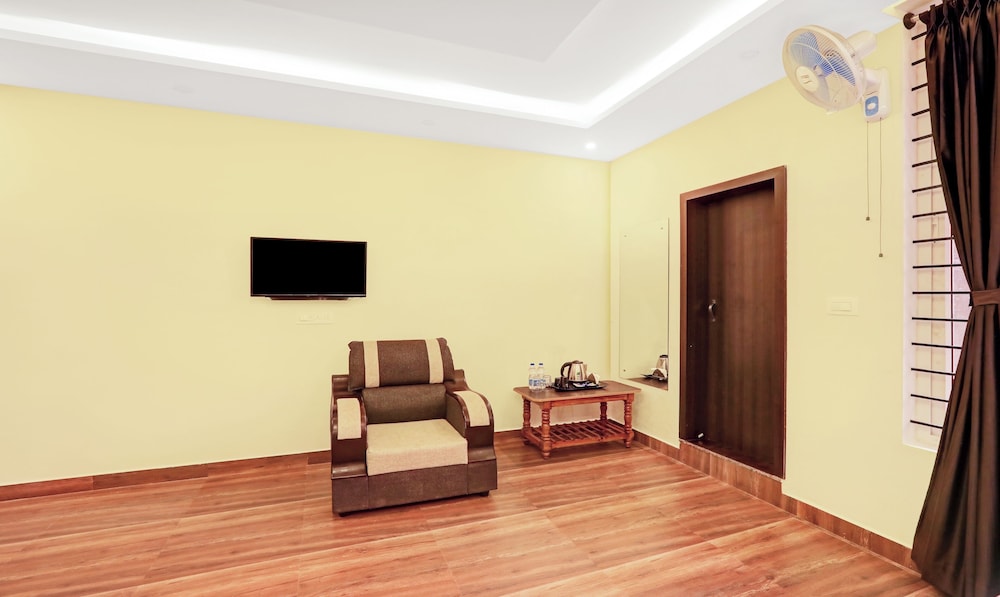 Deluxe Room - Photo 6