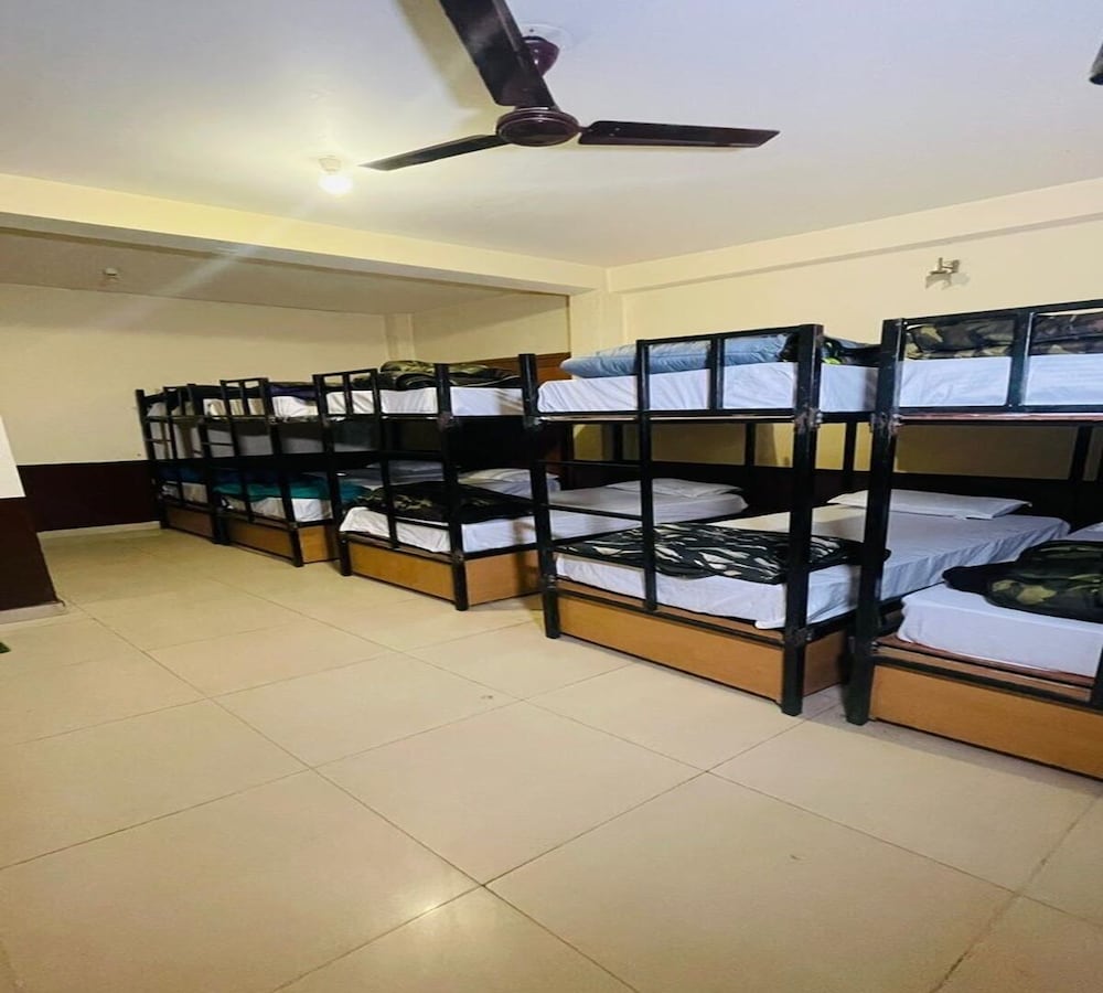 Hostel Beds - Pop, Skyward photo 1