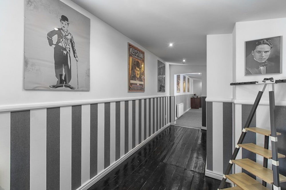 Suite, 1 Bedroom photo 3