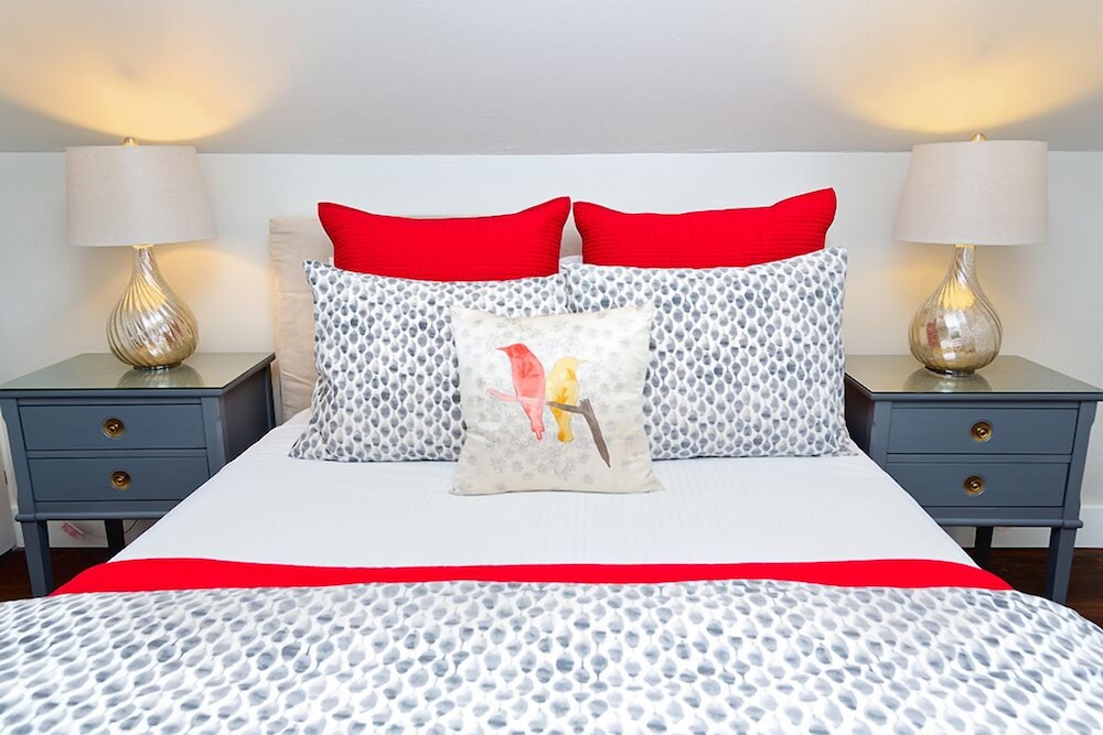 NO. 6 Treetop Suite photo 1