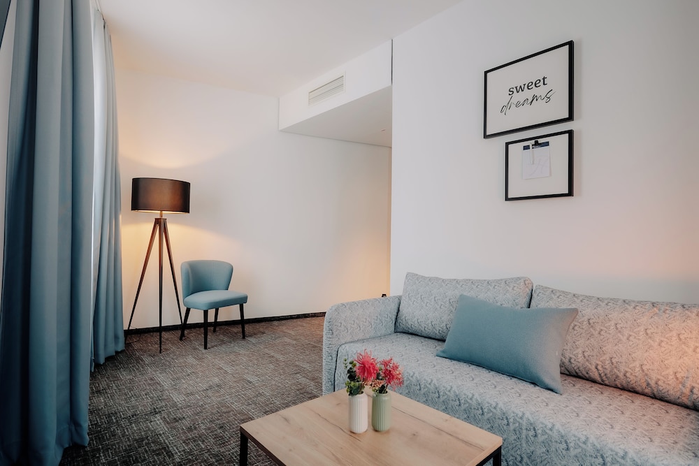 Premium Double Room, City View
