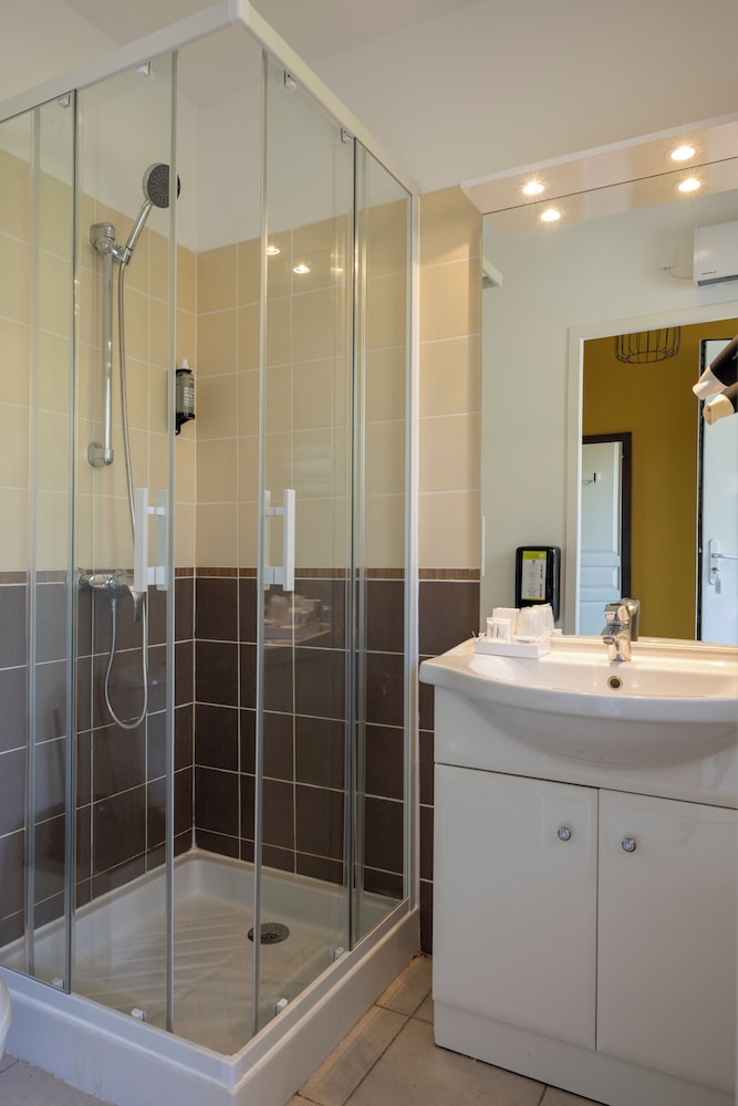 Family Quadruple Room - Photo 7