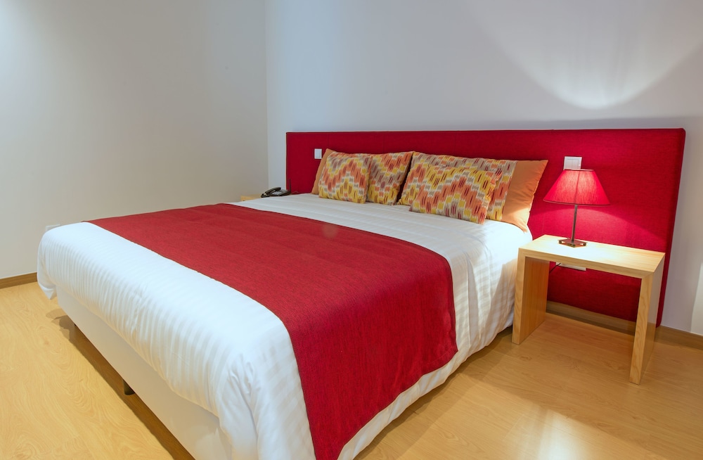 Apartment, 2 Bedrooms, Kitchenette photo 3