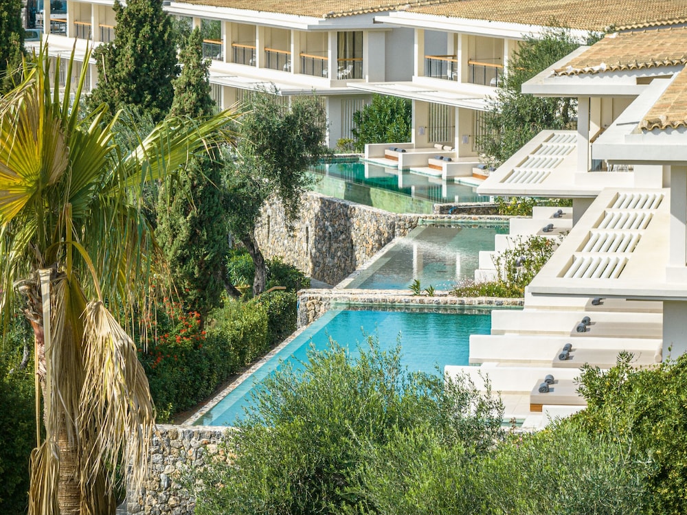 Swim Up Junior Bungalow Suite - Photo 7
