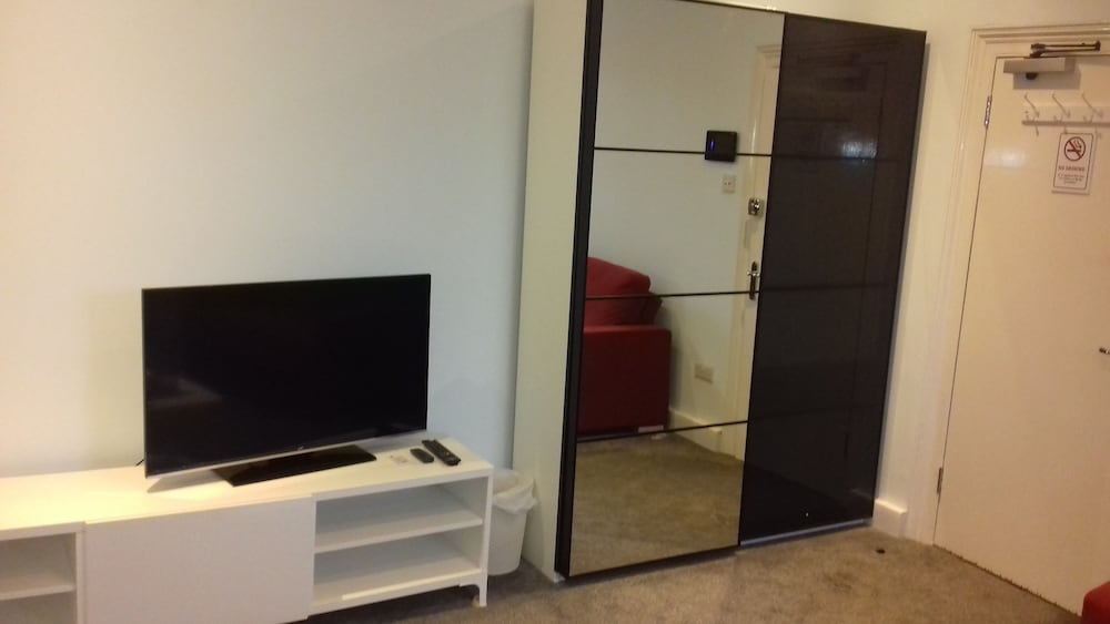 Studio, Ensuite (Double - Warrior)