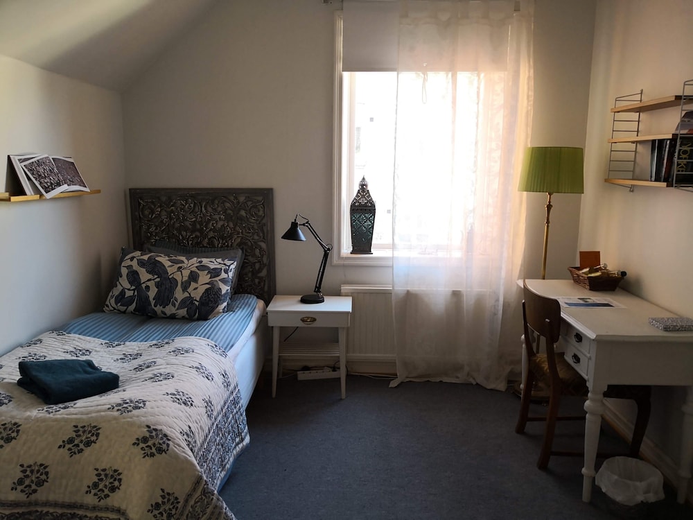 Economy Single Room, 1 Twin Bed photo 3
