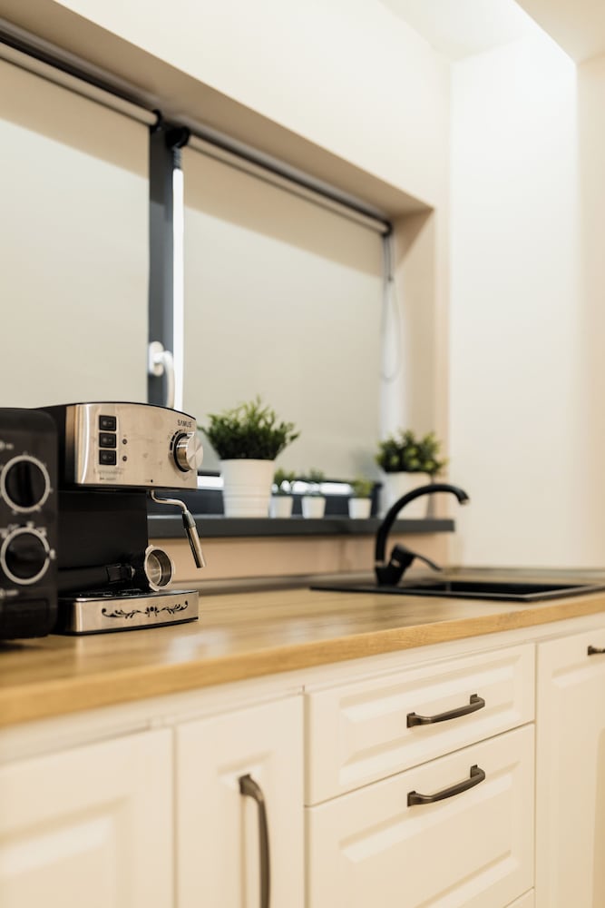 Basic Apartment