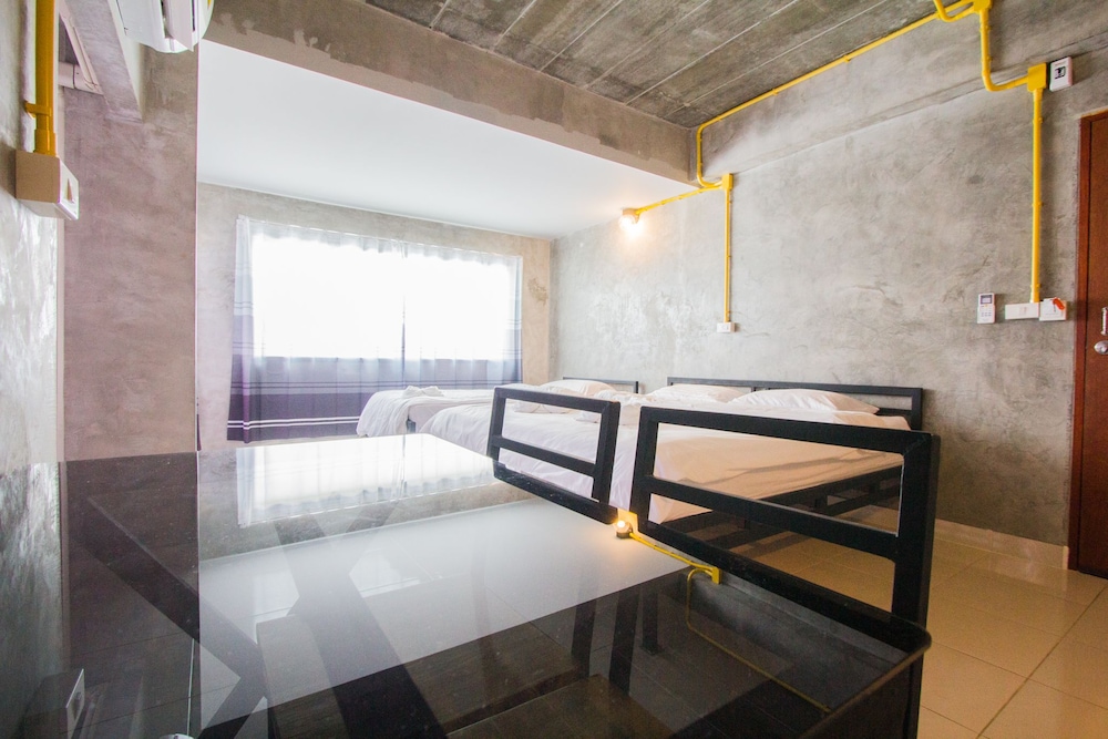 Standard Triple Room - Photo 5