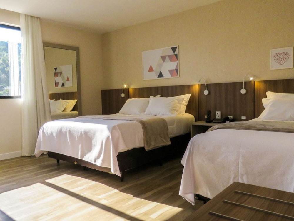 Deluxe Triple Room - Photo 3